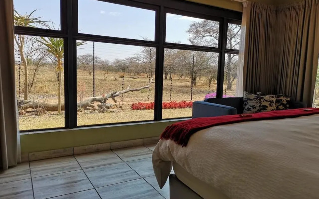 Crimson Bush Lodge