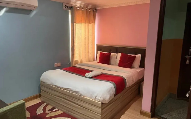 Hotel Samrajya