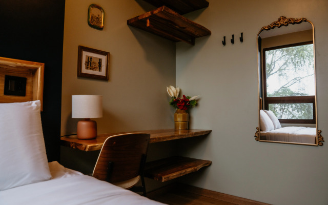 Bambuda Castle - Hostel