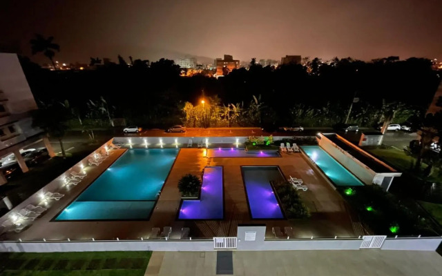 Condomínio completo em Ubatuba a 300 metros da praia