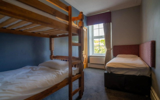 Balmer Lawn Hotel