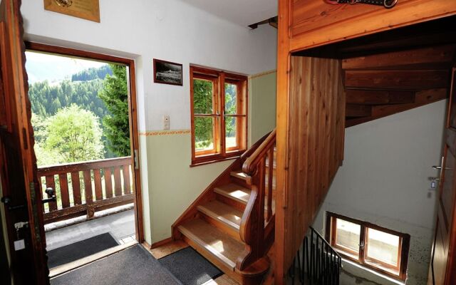 Modern Villa in Saalbach-hinterglemm Near Ski Area