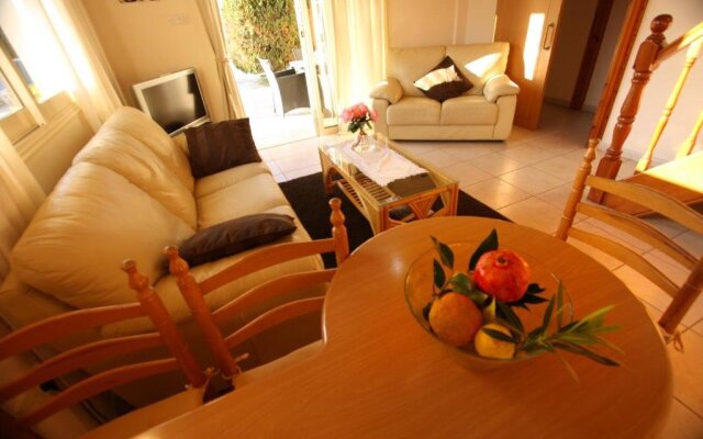 Alonia Villas