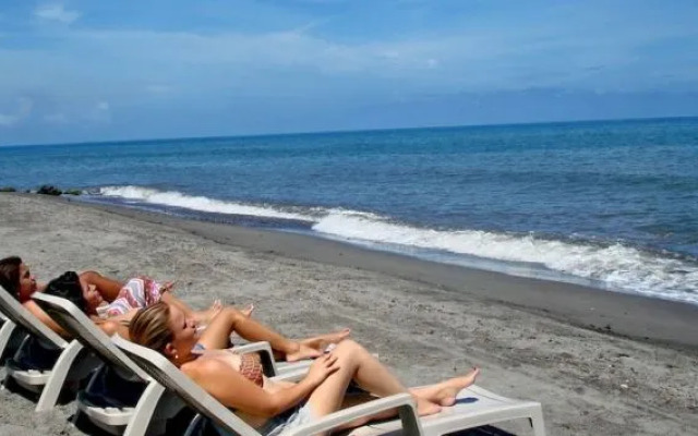 Hotel Partenon Beach