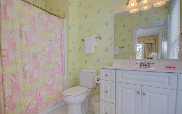 Higher Porpoise by Peace Vacations