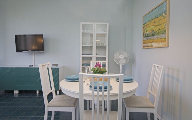 Cisano Beach Apartment