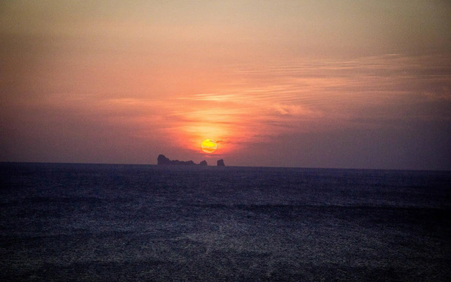 Lanta Topview Resort Sunset Bar and Restaurant