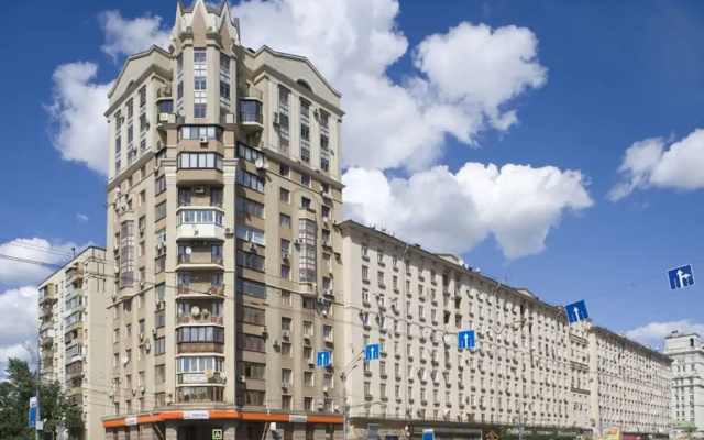 Moskva4you Valovaya 8-18