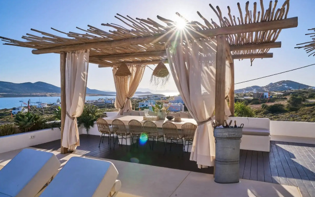Monogram Travel Antiparos