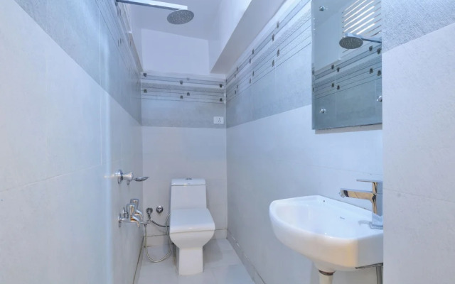 Hotel lahorimal Deluxe Paharganj