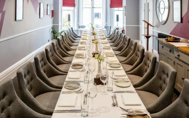 The Seaview Hotel