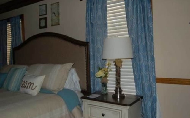Serenity Pointe Bed and Breakfast