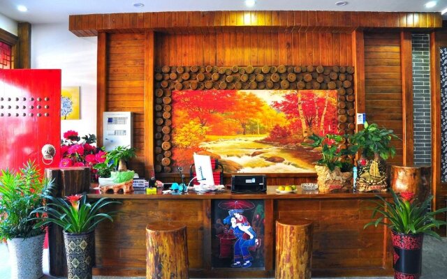 Seven Plus One Theme Inn