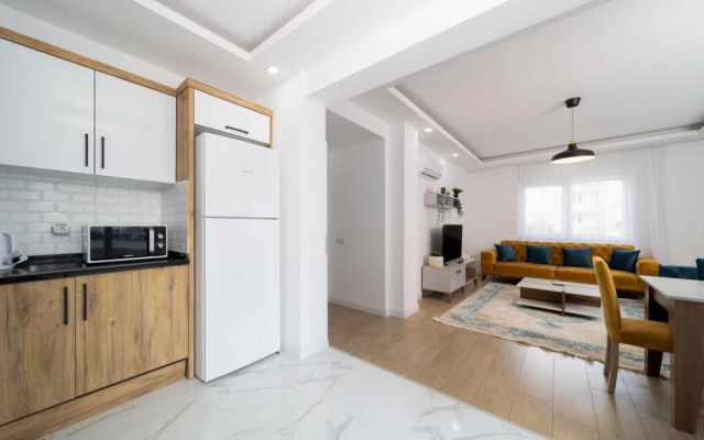 Central Flat Near Popular Attractions in Muratpasa