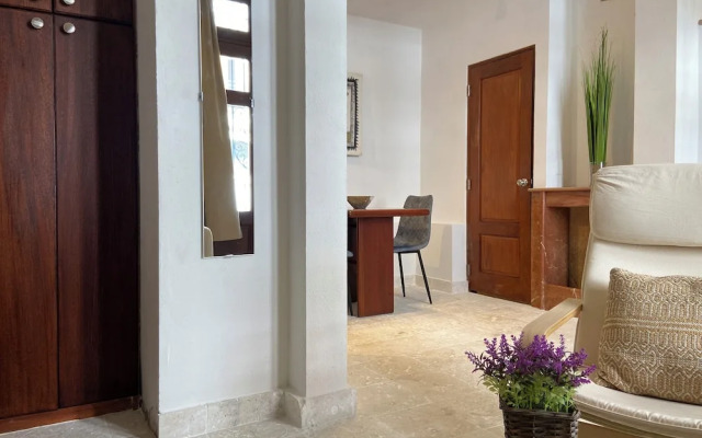 Paseo Colonial - Sanctuary 2