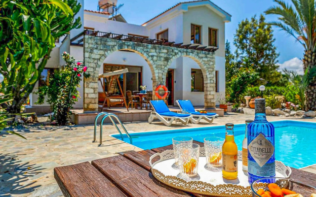 Villa Solon in Polis