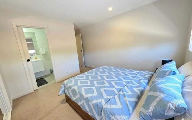 Stylish 2BR Retreat Near UC & Belconnen Mall – Guest Rooms – Belconnen