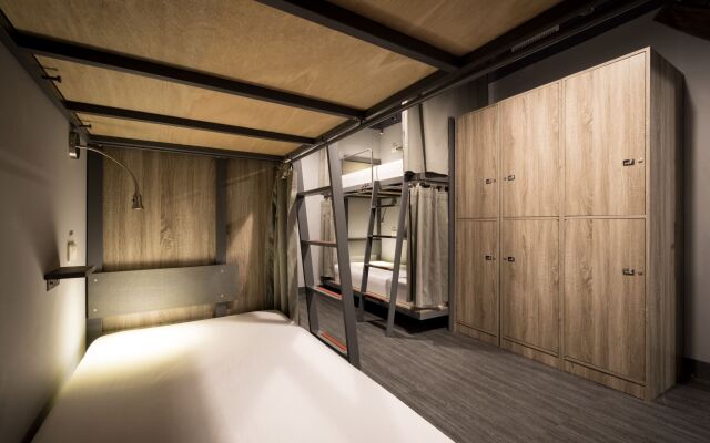 Taipei Travelers International Hostel