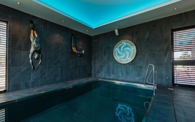 Barok Hotel a Apartmany