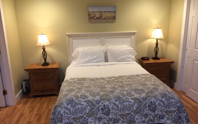 Glen Cove Inn & Suites