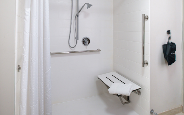 Holiday Inn Express & Suites Ottumwa by IHG