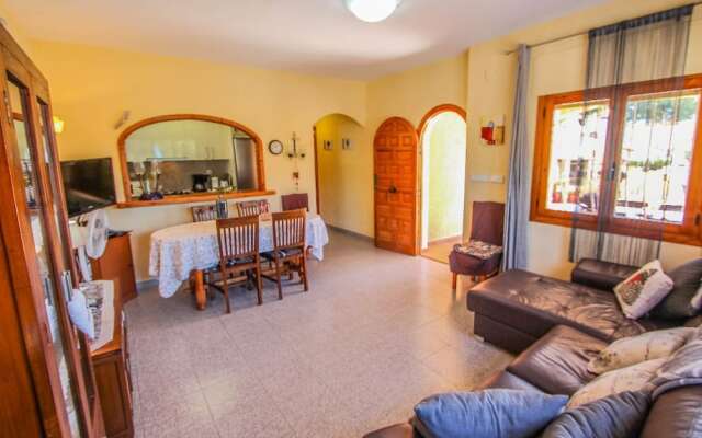 Sofia - holiday home with private swimming pool in Moraira