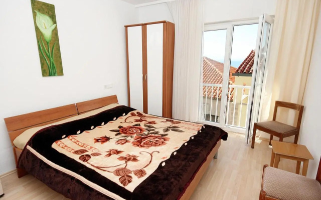 Apartment Drasnice 6051b