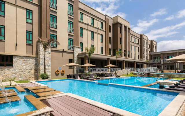 Protea Hotel by Marriott Takoradi Select