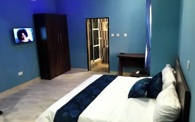 Royal Continental Suites and Apartments