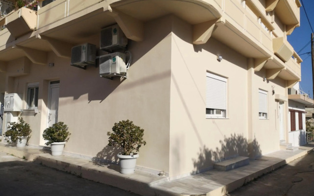 Sunny Holidays Apartment