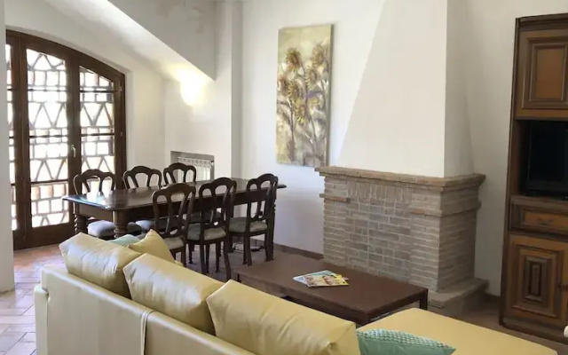 Entire House With Panoramic Views and use of Pool