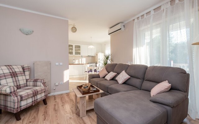 Exquisite Apartment in Kožino With Terrace
