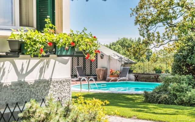 Stunning 6-bed Private Villa With Pool Near Venice