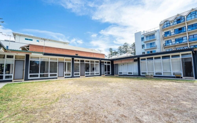 Once Upon a Tide - Wifi - Nespresso - Netflix