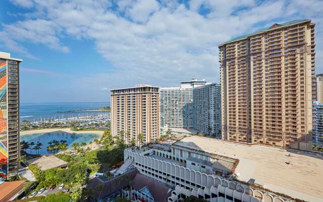 Hilton Hawaiian Village Waikiki Beach Resort