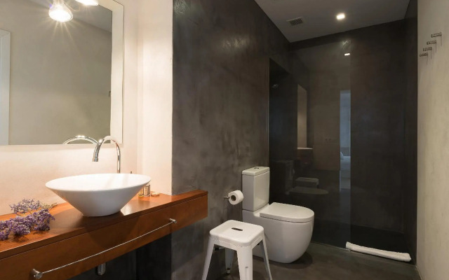 Cheap & Chic Hotel