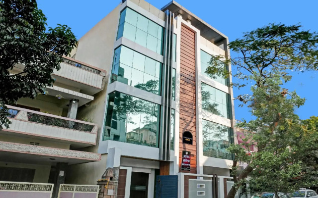 Townhouse OAK Hotel Aditya Residency