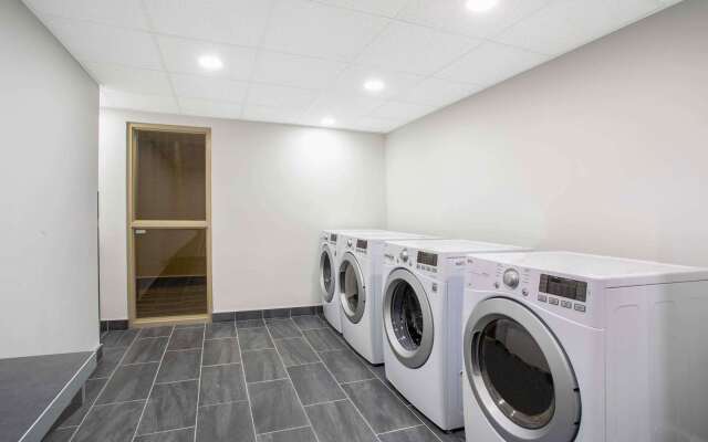 Quality Inn & Conference Centre Kingston Central