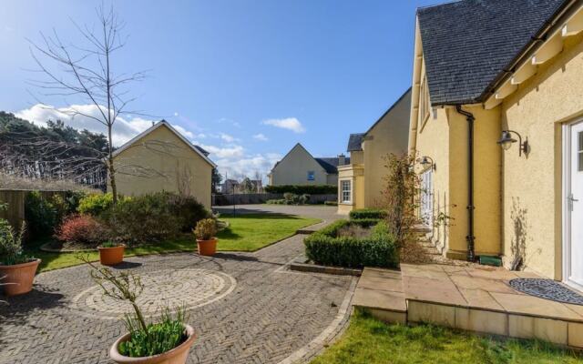 Roe Cottage