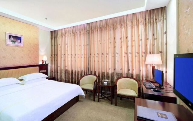 Shenglong Hotel