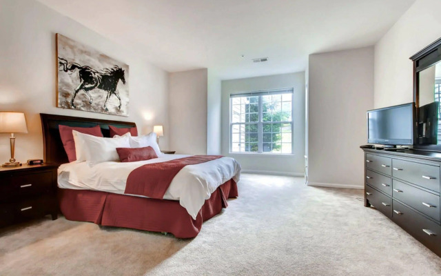 Global Luxury Suites at Forrestal