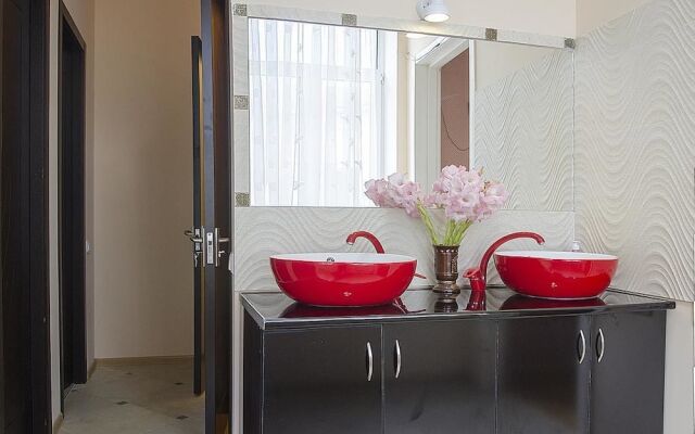 TiflisLux Boutique Hostel