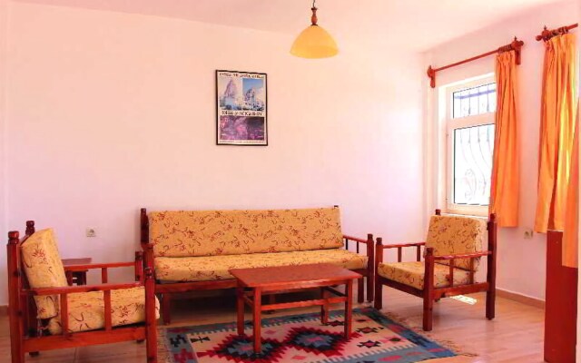 Dolunay Apartments