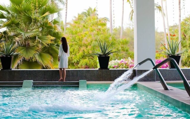 CONDO VILLA MAGNA by TRVL2HM