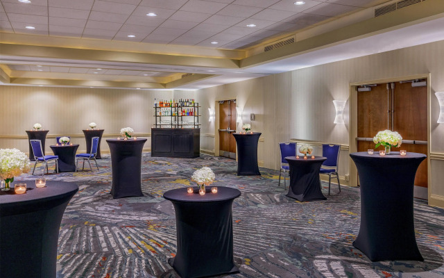 Courtland Grand Hotel, Trademark Collection by Wyndham