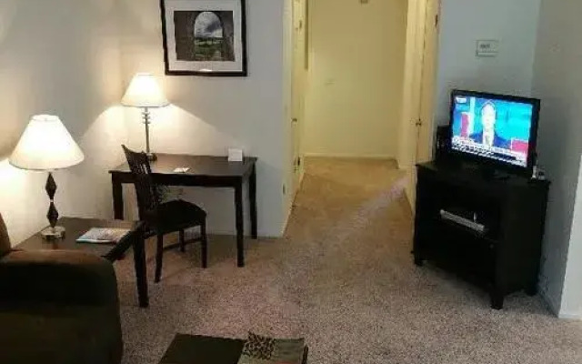 River Oaks Apartments