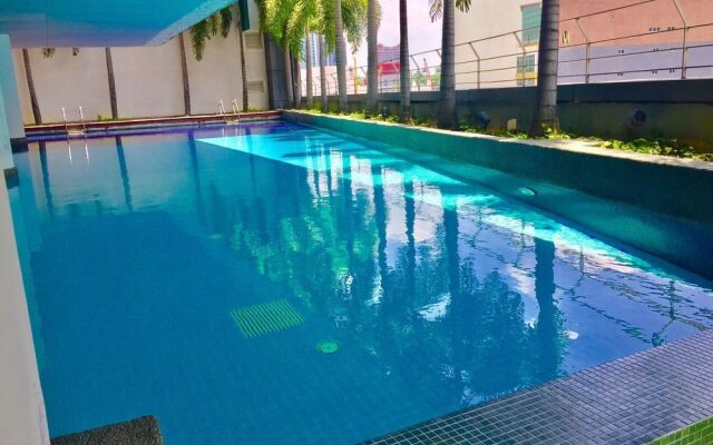 Makam Service Suites Taragon