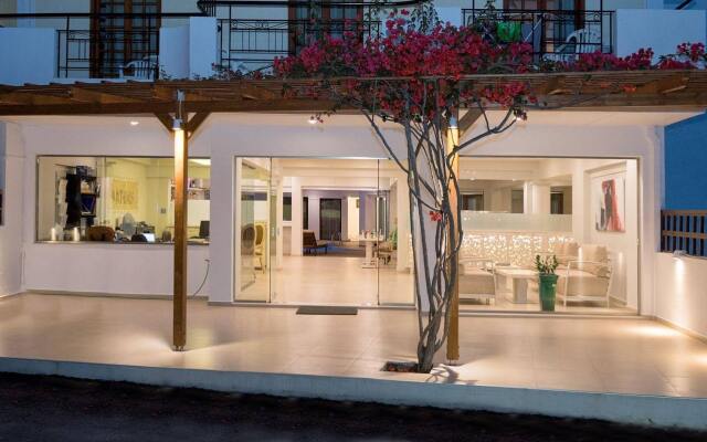 Artemis Hotel Apartments