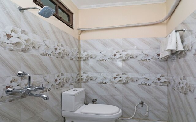 OYO 6064 Home Stay Siddhi Palace