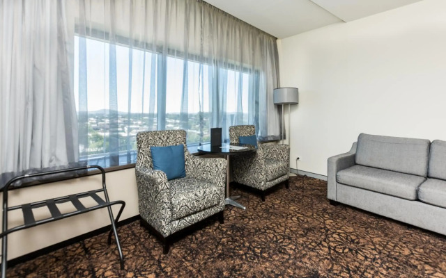 Calamvale Suites and Conference Centre